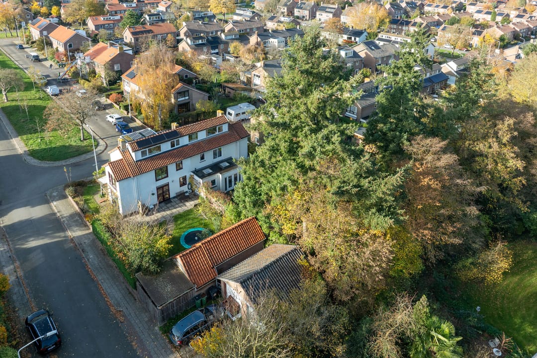 Photo 37 of Kamperfoelielaan 2