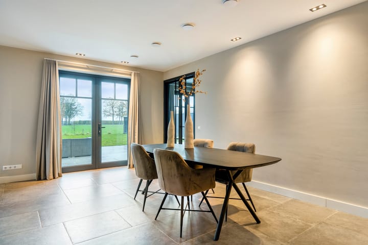 Photo 15 of Kroonheuvel 1