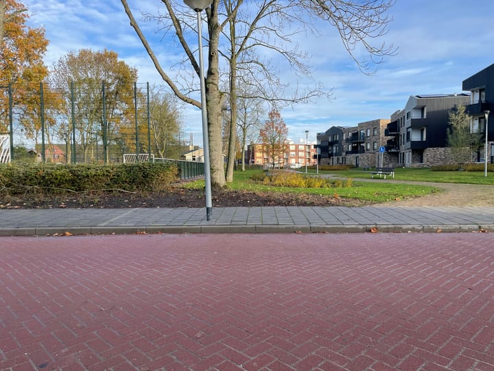 Photo 12 of Burgemeester Klauckelaan 50