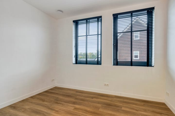 Photo 42 of Kroonheuvel 1