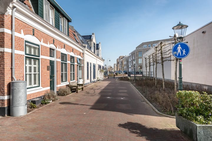 Photo 43 of Willemstraat 29-B