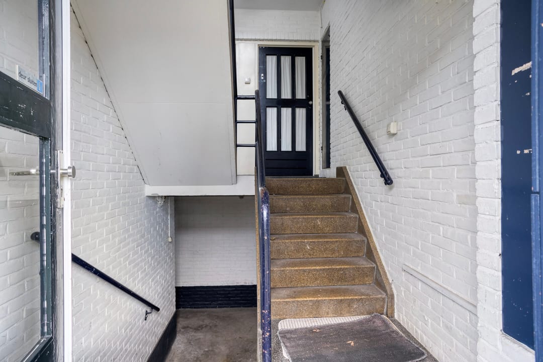 Photo 8 of Jan van der Heydenstraat 2-II