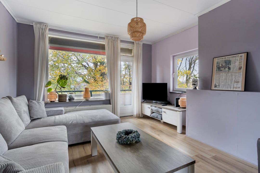 Photo 11 of Jan van der Heydenstraat 2-II