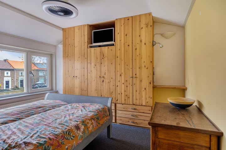 Photo 17 of Elisabethstraat 3