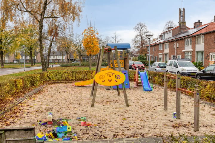 Photo 32 of Elisabethstraat 3