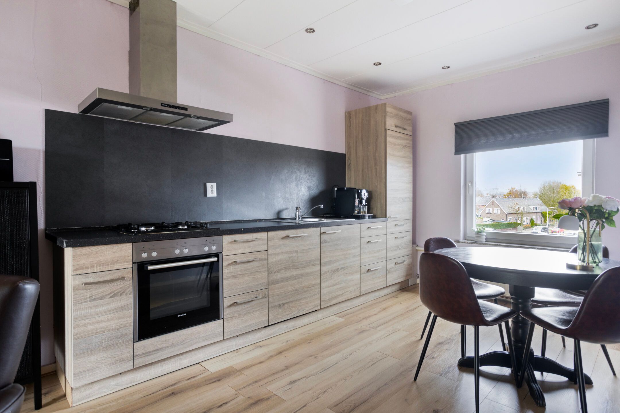 Photo 3 of Jan van der Heydenstraat 2-II