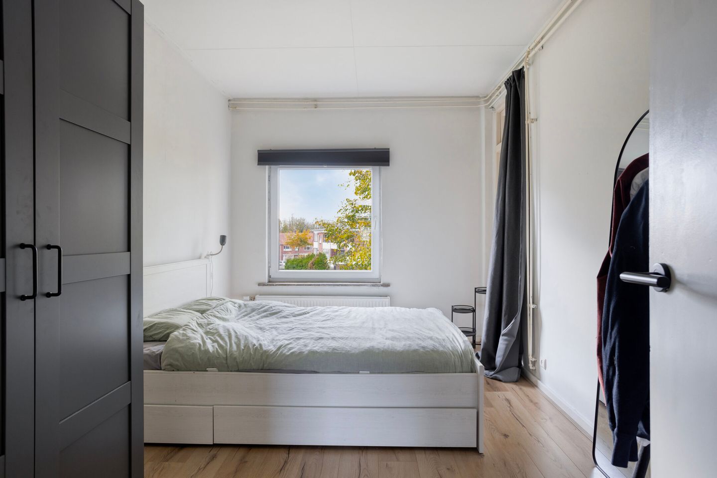 Photo 4 of Jan van der Heydenstraat 2-II