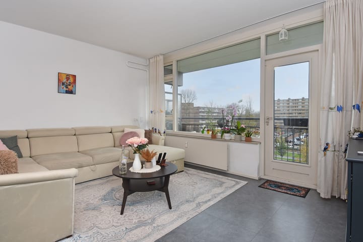 Foto 19 van Roland Holstlaan 1033