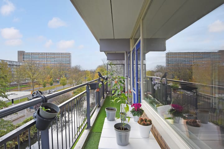 Foto 21 van Roland Holstlaan 1033