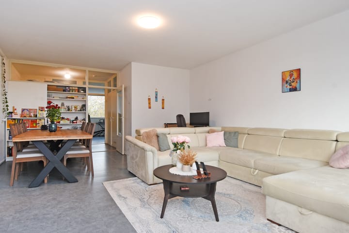 Foto 23 van Roland Holstlaan 1033