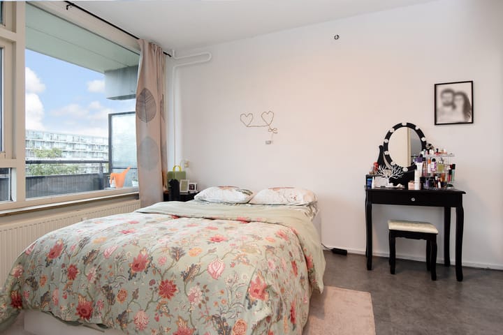 Foto 24 van Roland Holstlaan 1033