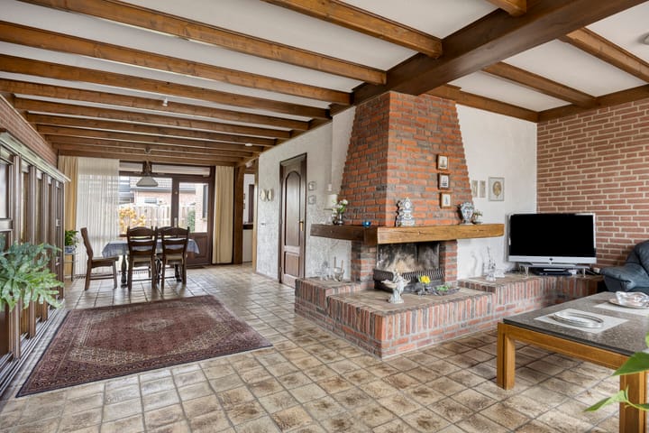 Photo 5 of van de Veldeweg 170