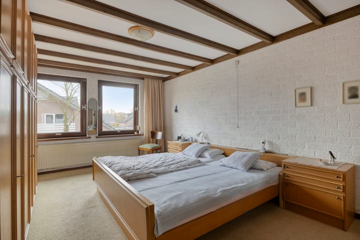 Photo 15 of van de Veldeweg 170