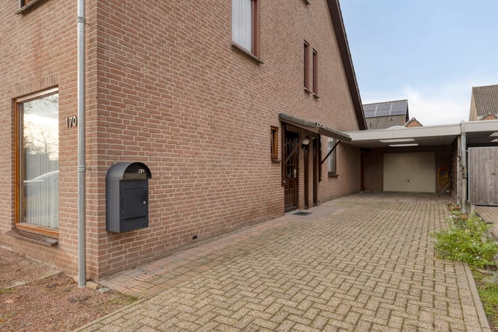 Photo 3 of van de Veldeweg 170