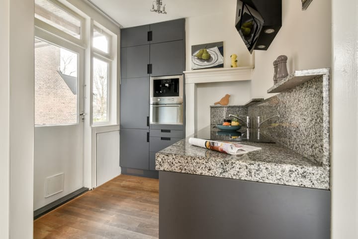 Photo 3 of Caan van Necklaan 314