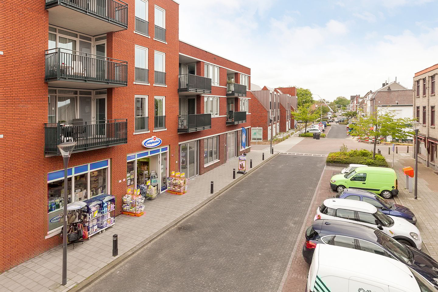 View photo 3 of Schildstraat 53