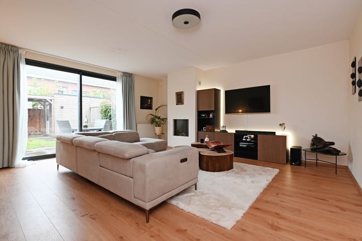 Photo 6 of Juttepeer 72