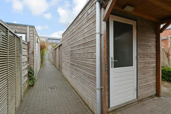 Photo 16 of Juttepeer 72