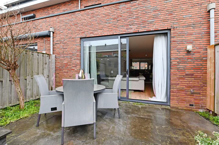 Photo 17 of Juttepeer 72