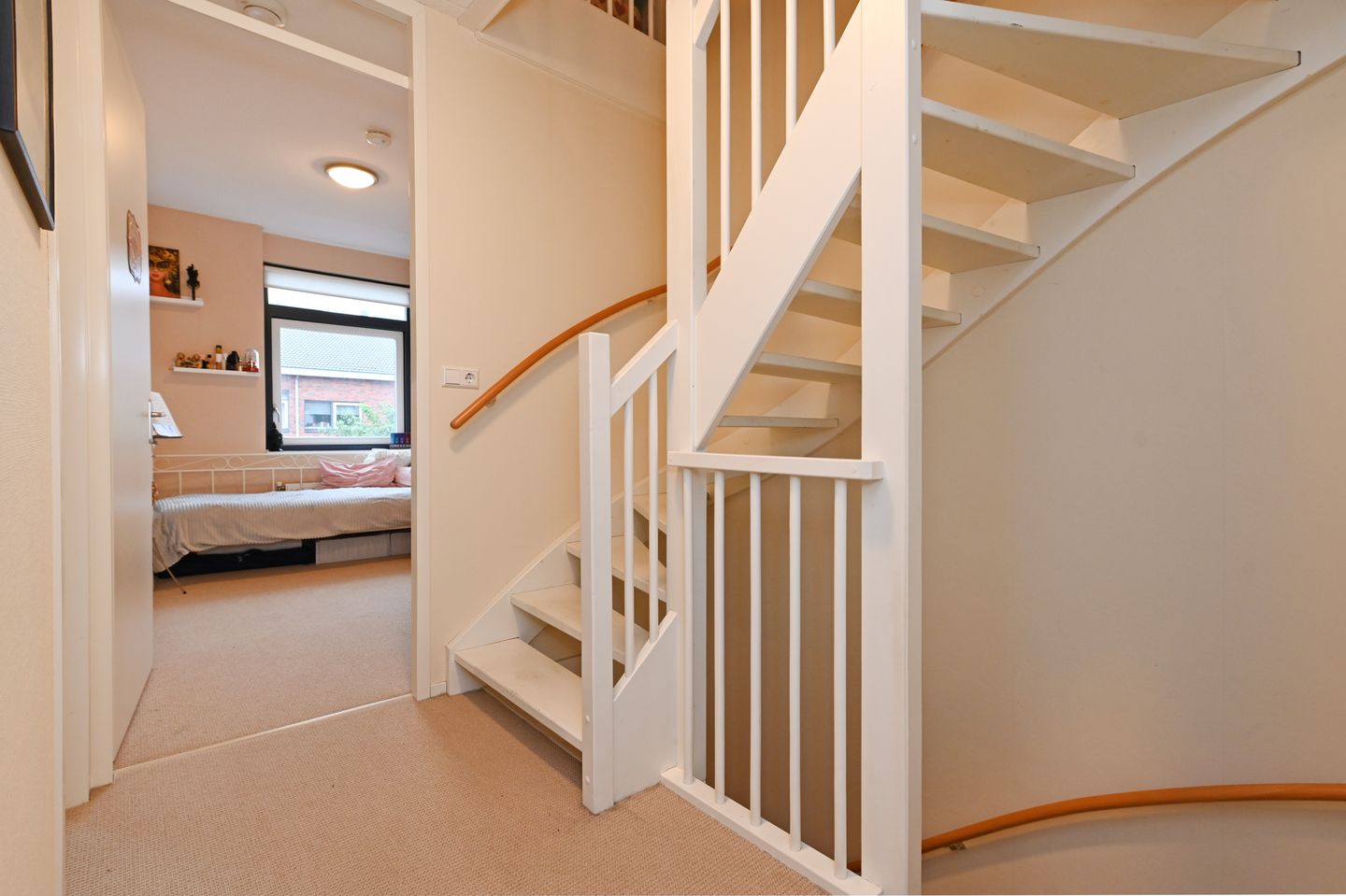 Photo 19 of Juttepeer 72