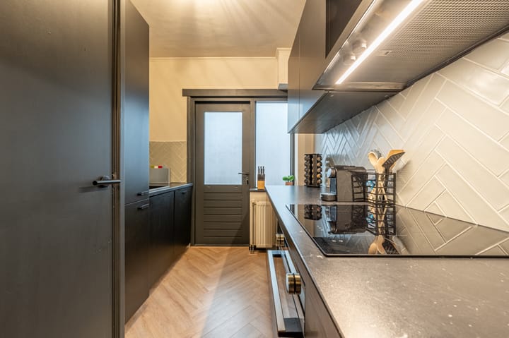 Photo 2 of Hekbootstraat 17-B