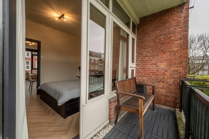 Photo 4 of Hekbootstraat 17-B