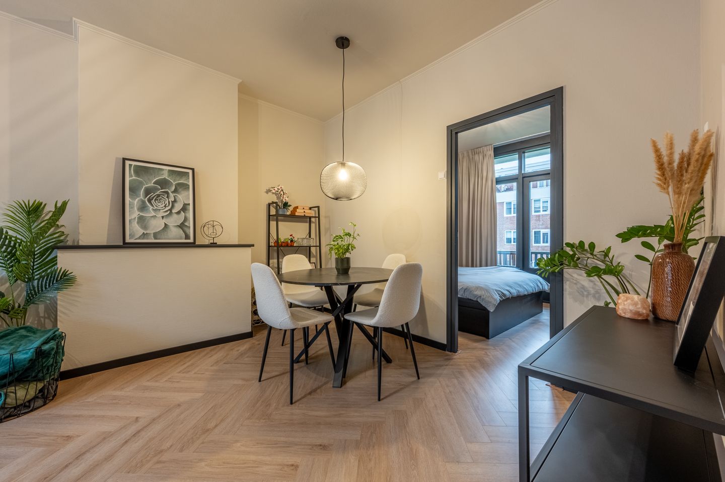 Photo 10 of Hekbootstraat 17-B
