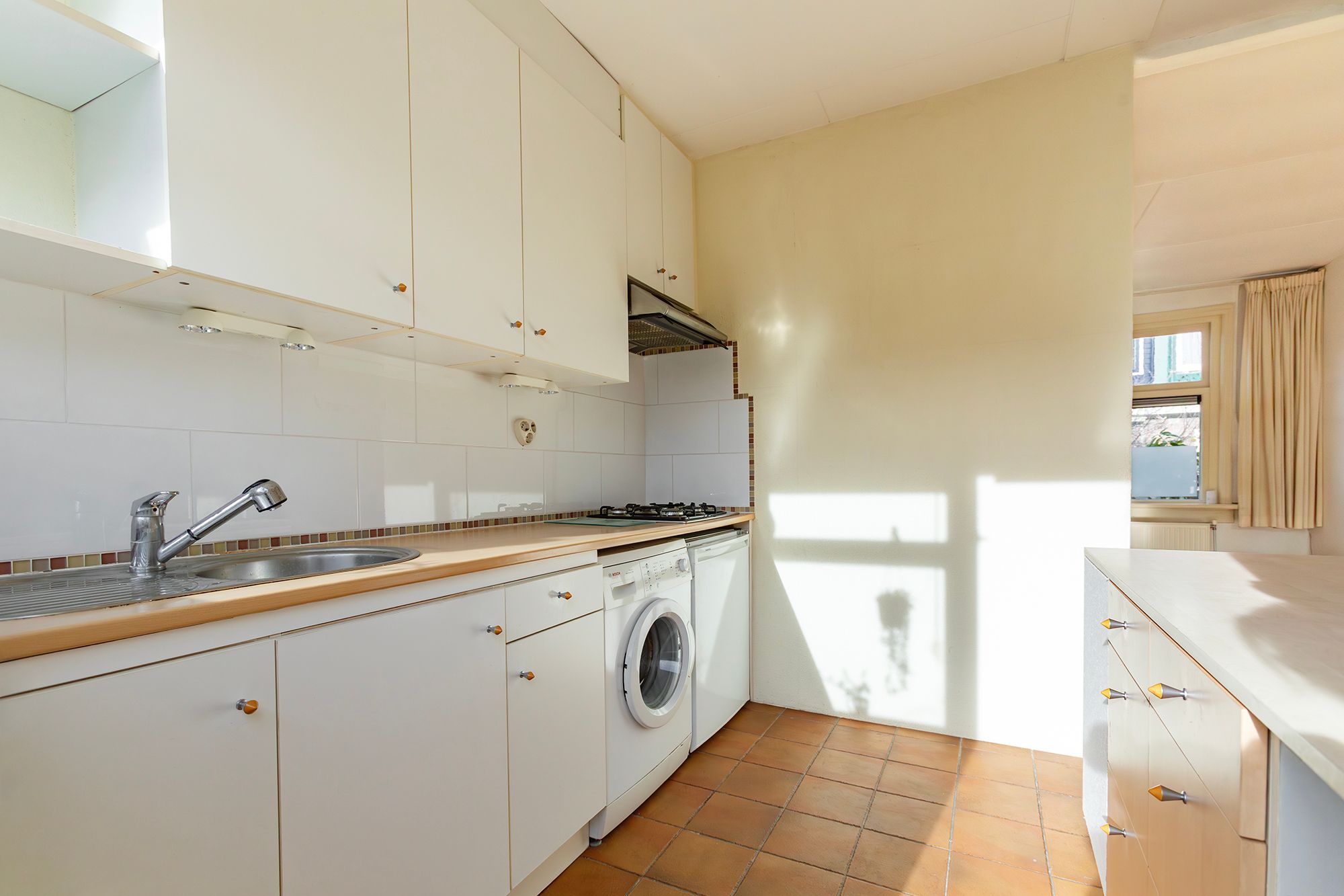 Foto 9 van Jacob Honigstraat 12