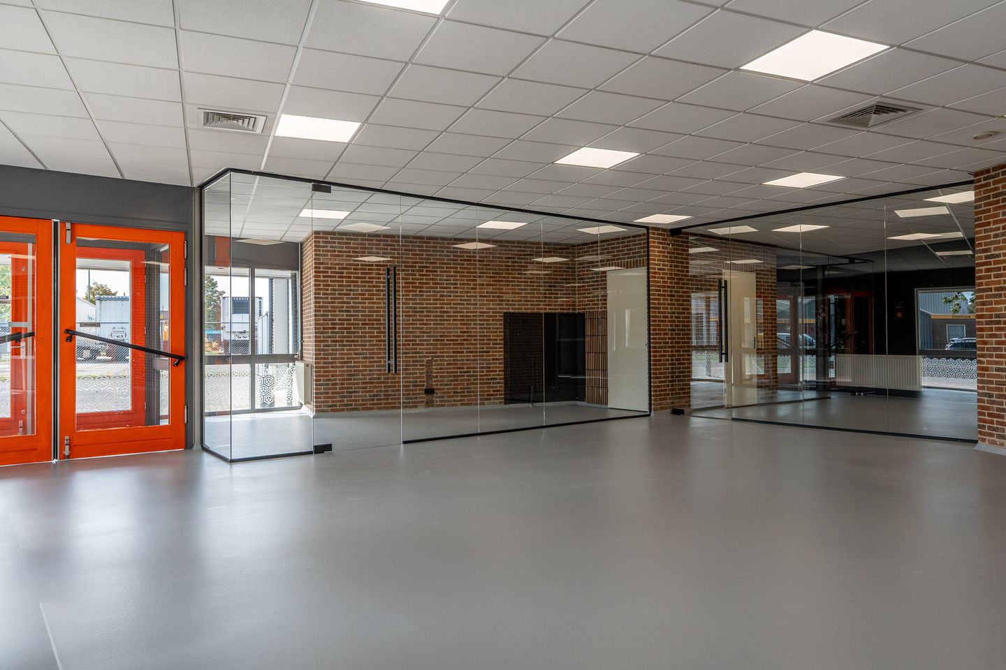 Bekijk foto 3 van Demeterlaan 9