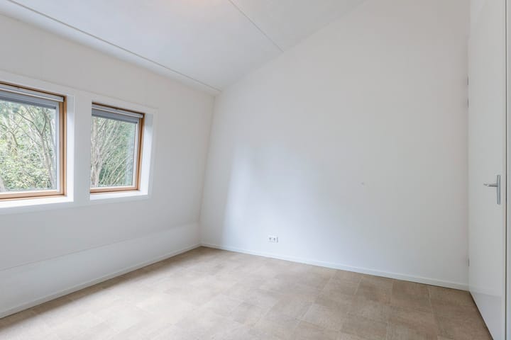 Photo 13 of Dennenweg 183-A