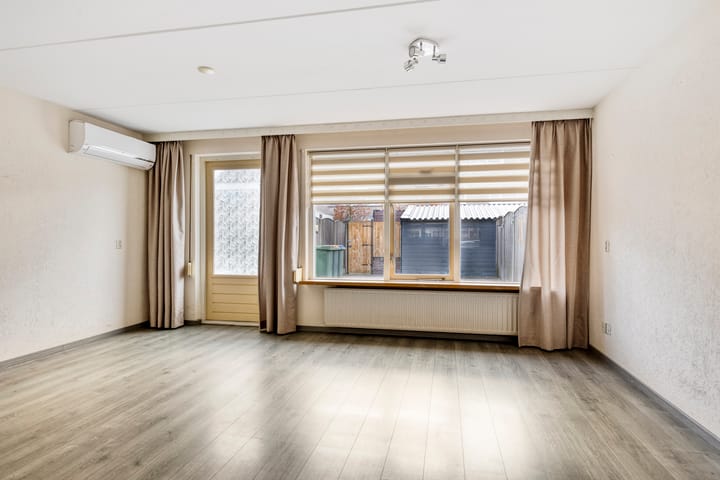 Photo 4 of Binnen Hil 28