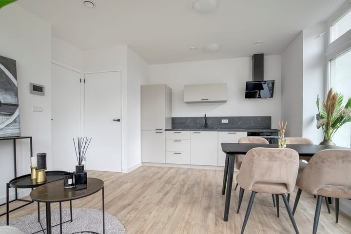 Photo 9 of Koninginnelaan 18-A