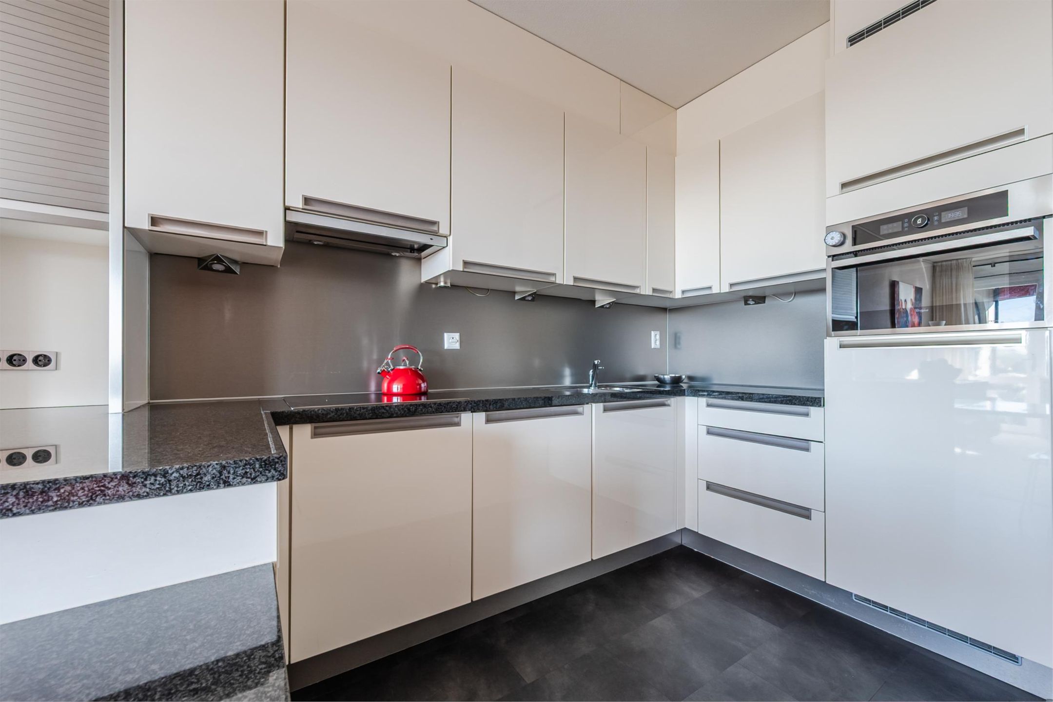 Photo 21 of Kleine Waal 80