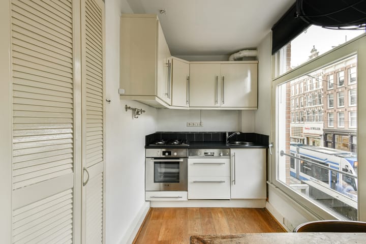 Photo 10 of Kinkerstraat 65-1