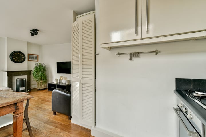 Photo 11 of Kinkerstraat 65-1