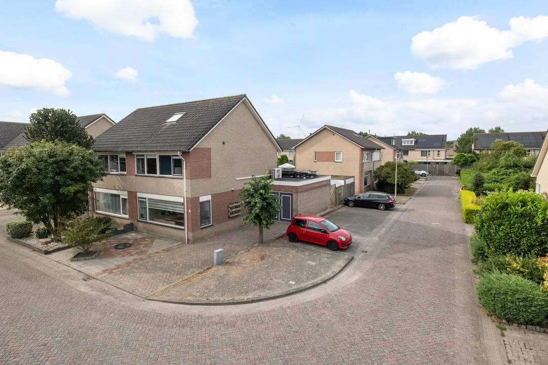 Photo 31 of Tentenveld 2