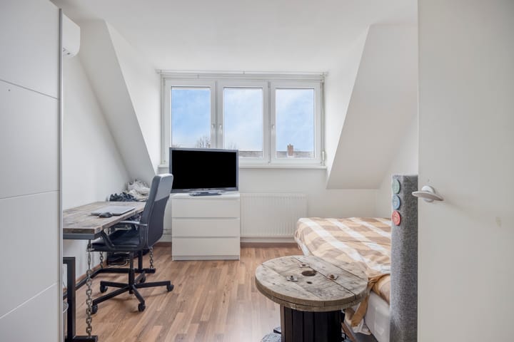 Photo 40 of Kennedylaan 54