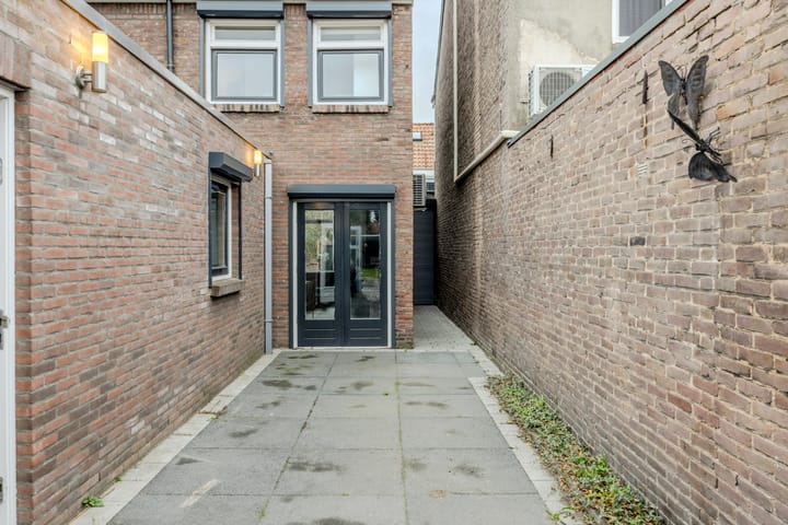 Photo 45 of Sint Jansstraat 13