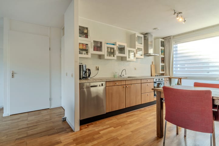 Photo 19 of Oegstgeeststraat 53