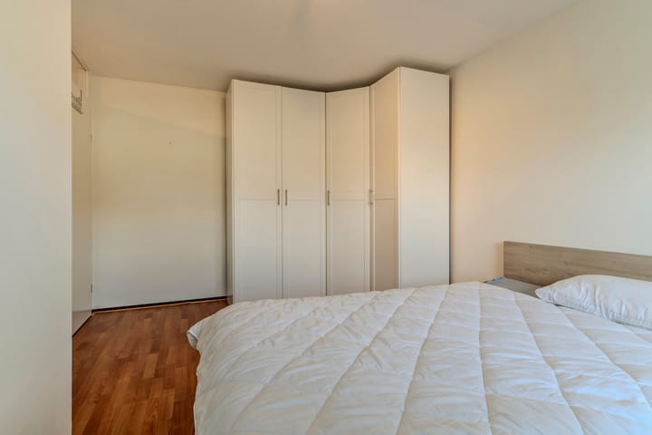 Photo 24 of Oegstgeeststraat 53