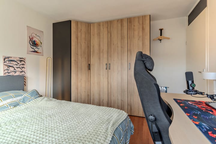 Photo 29 of Oegstgeeststraat 53