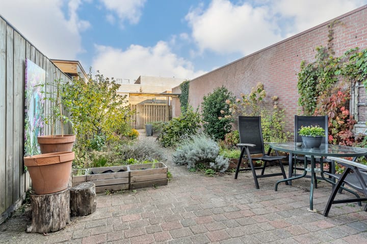 Photo 34 of Oegstgeeststraat 53