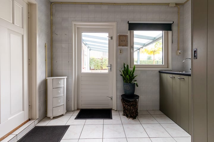 Photo 34 of Outger Jacobszstraat 6