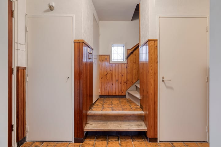 Photo 8 of Kortenaarlaan 17