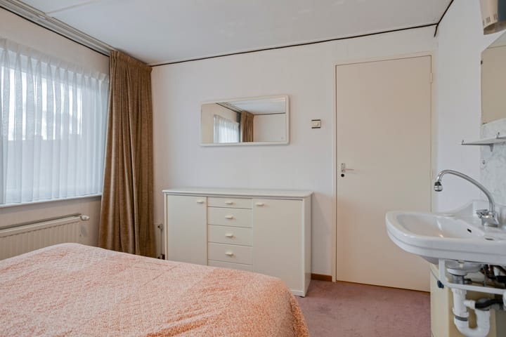 Photo 21 of Kortenaarlaan 17