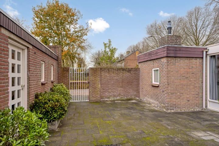 Photo 32 of Kortenaarlaan 17