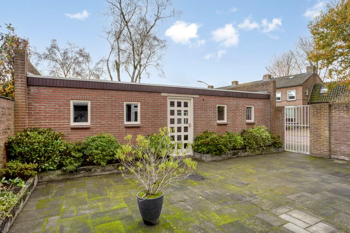 Photo 33 of Kortenaarlaan 17