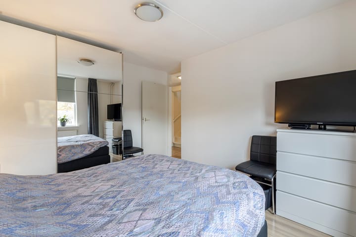 Photo 23 of Weegbree 20