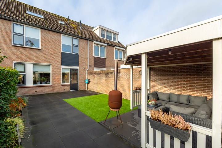 Photo 31 of Weegbree 20