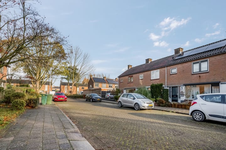 Photo 3 of Nassaulaan 25